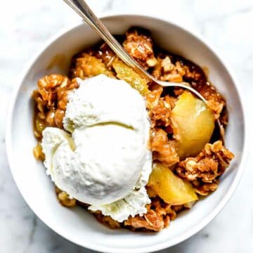 THE BEST Apple Crisp | foodiecrush.com